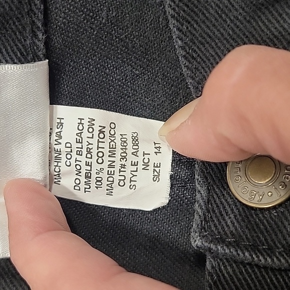 Jeanology, 2 Pair Size 14T, 1 Red, 1 Black Jeans, Excellent Used Condition. - Picture 16 of 16